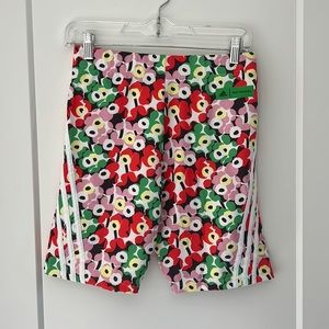 NWOT Adidas Marimekko floral biker shorts size M